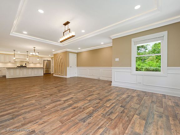 3rd image of 208 Pottawatomie Ln