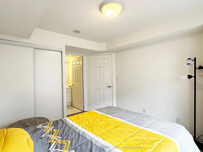 19 Barberry Pl #416 — Photo 15
