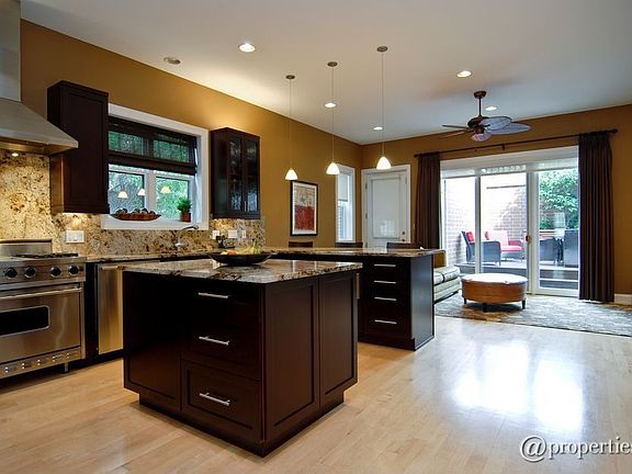 Family Room/Kitchen