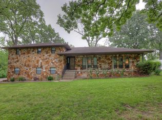 2105 Dixieland Ln, Neosho, MO 64850
