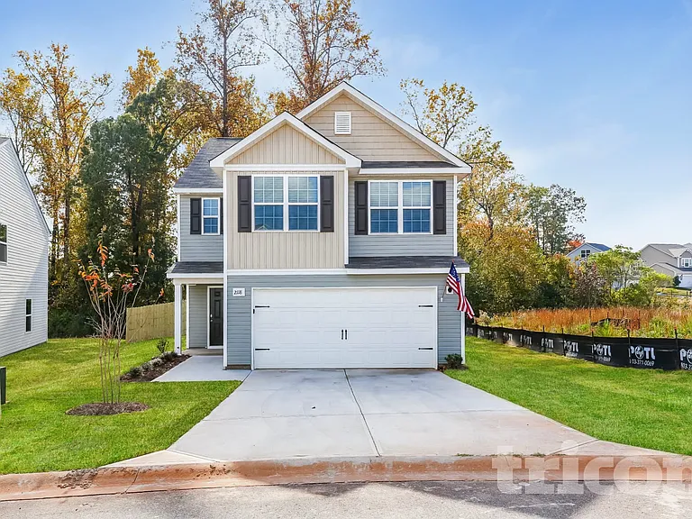 2118 Southlea Dr — Photo 1