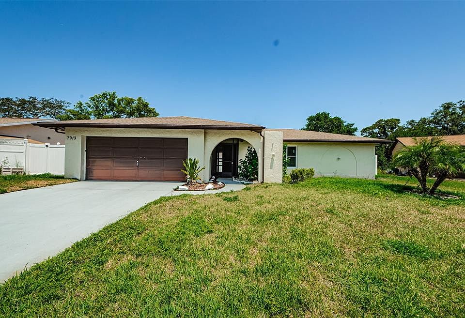 1st image of 7913 Willow Brook Ct