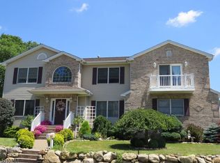 160 Sand Shore Rd, Mount Olive, NJ 07828