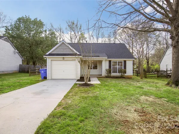 13937 Dannemara Dr, Pineville, NC 28134