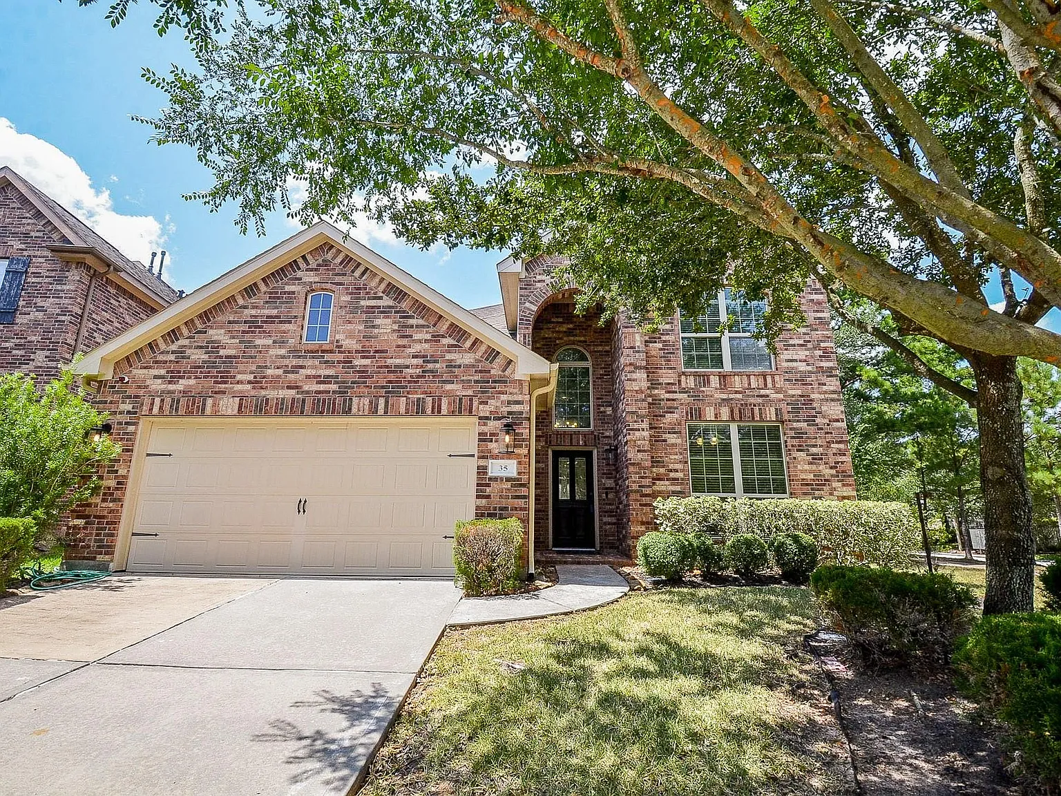 4 bed, 3.5 bath, 2776 sqft, $3,500 — Photo 2