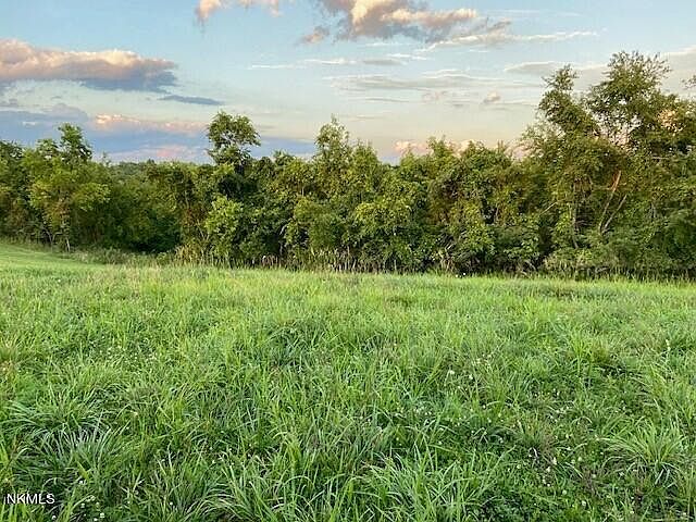 2nd image of 452 Hidden Acre