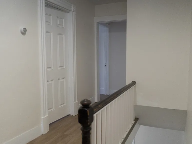 22 Ashford St #22 — Photo 14
