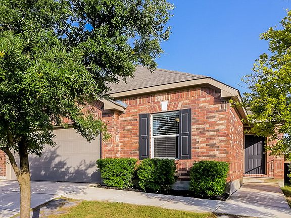 3rd image of 1319 Blue Jay Ct