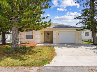 12 Palo Alto Ln, Port Saint Lucie, FL 34952