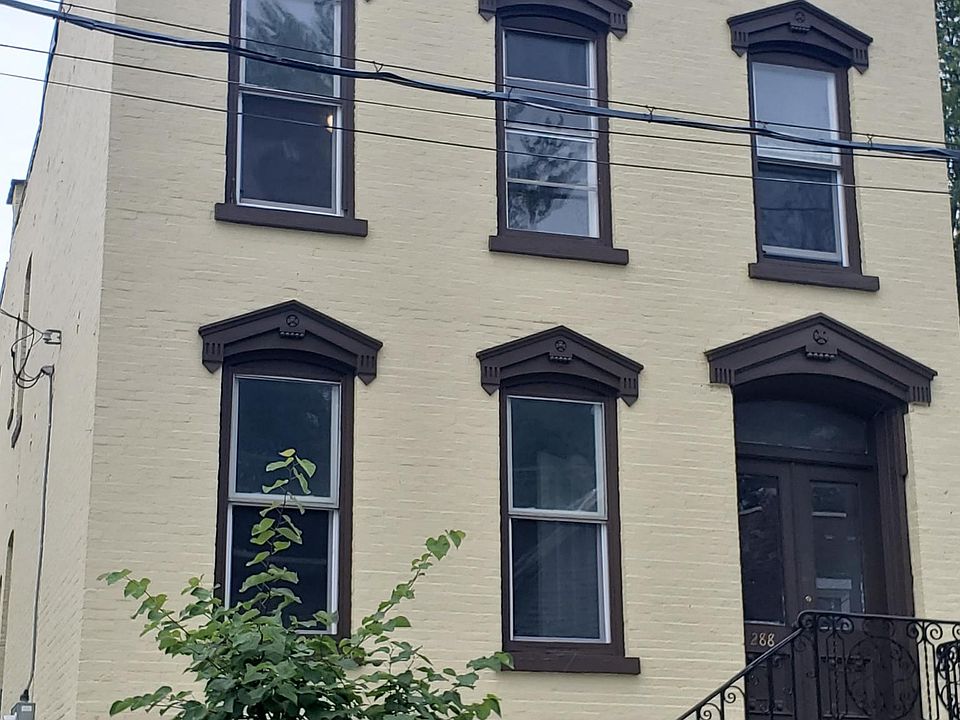 1st image of 288 10th St #2