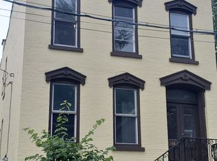 288 10th St #1, Troy, NY 12180