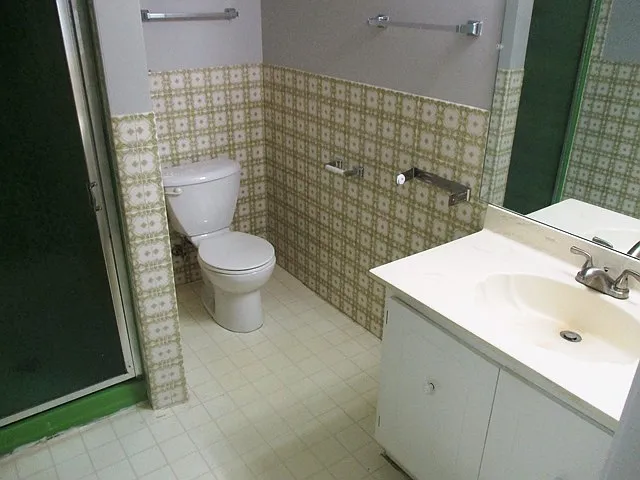 1506 Northbrook Dr — Photo 11