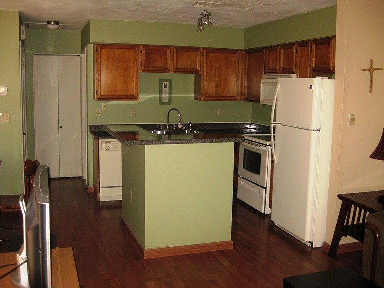1st image of 602 N May St Unit 62
