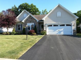 540 Riverwalk Dr, Lewiston, NY 14092