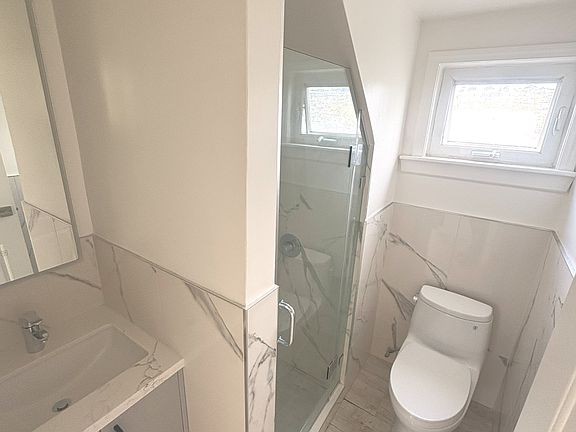 3rd image of 223 Jules Ave
