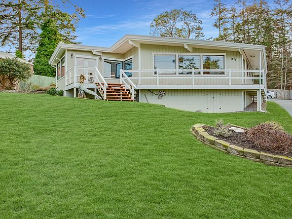 5th image of 1875 Madrona Way