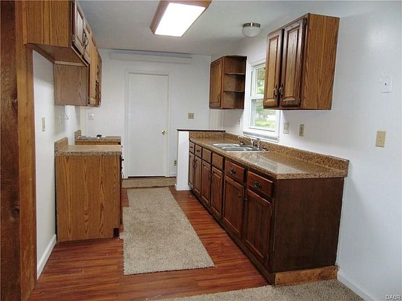 5th image of 4547 Navajo Trl