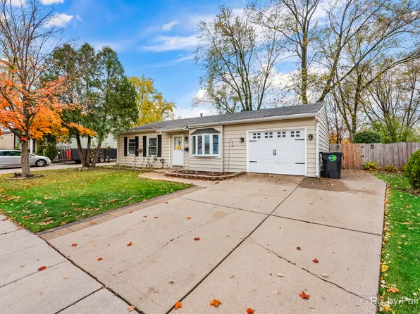 718 Sunset Cir, Streamwood, IL 60107