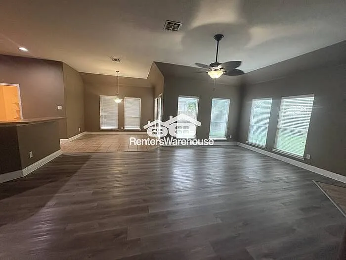 1500 Dun Loggin Dr — Photo 4