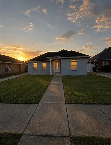 7570 Anne Marie Ct — Photo 2