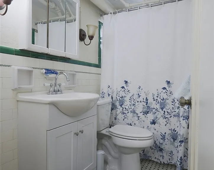 50 Academy Ave #31 — Photo 13