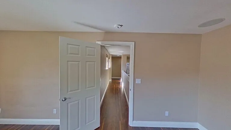 1692 Woodhaven Cir — Photo 32