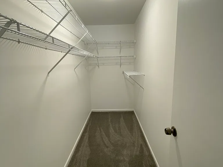 905 Knottingham Dr #1A — Photo 14