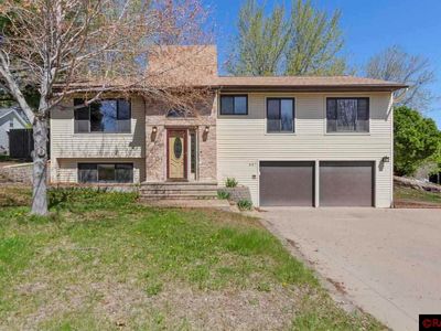 437 Nichols Ct, Saint Peter, MN, 56082