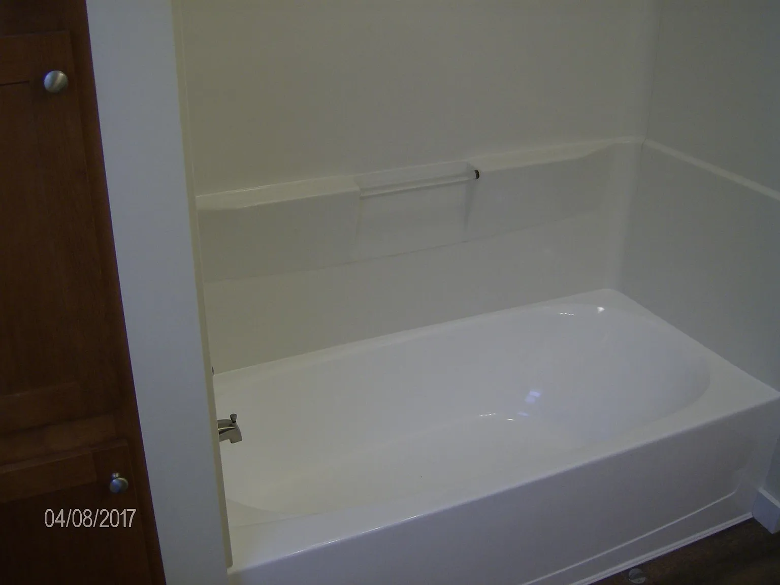 2 bed, 836 sqft, $1,200 — Photo 4
