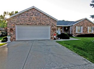 206 Columbus Rd, Streator, IL 61364