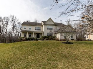 425 Partridgeberry Ln, Chester Springs, PA 19425