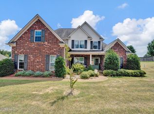 569 Walkers Way, Hernando, MS 38632