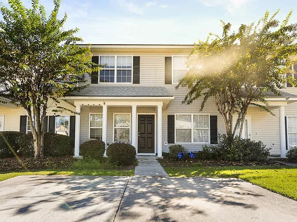 136 Lynches River Dr, Summerville, SC 29485