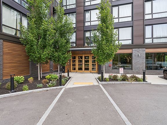 2nd image of 1 Nevins Hill Way #405