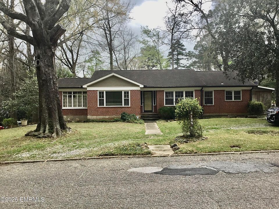 1st image of 3135 27th St