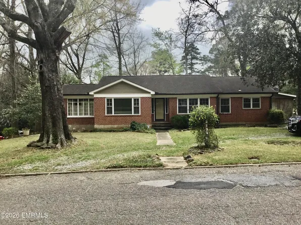 3135 27th St, Meridian, MS 39305