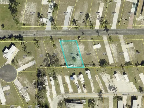 83 Birch Blvd, Fort Myers, FL 33908
