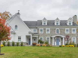 17 Arbor Ln, Mahwah, NJ 07430