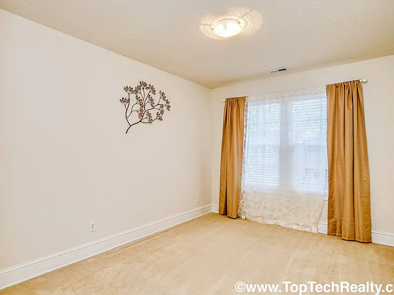 12852 NW Bayonne Ln — Photo 19