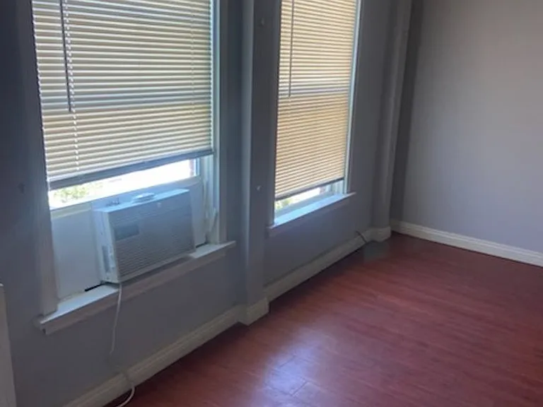 117 S Isabel St — Photo 16