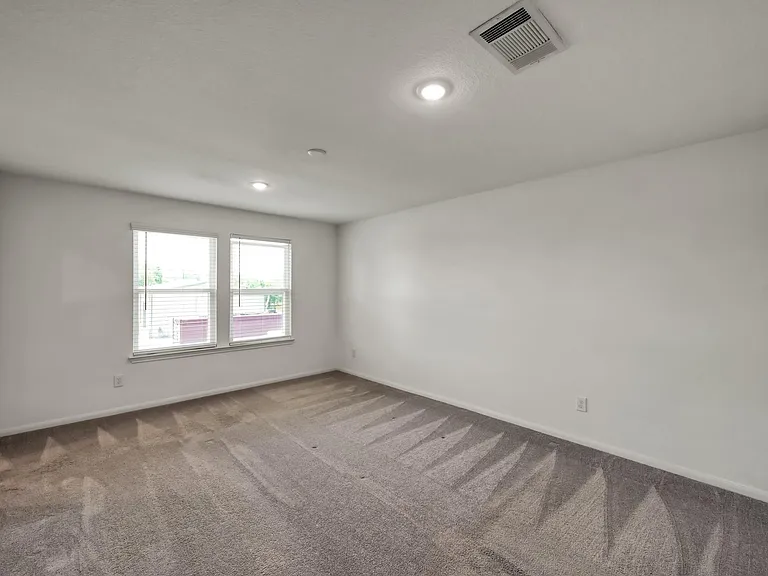7314 Madison Commons Ln — Photo 14