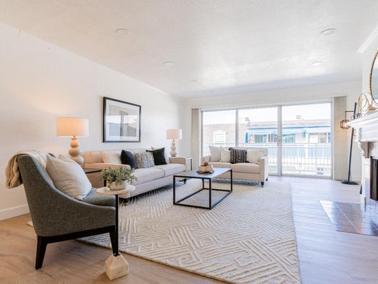 1945 Mount Vernon Ct APT 14, Mountain View, CA 94040