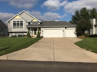 439 Pine Lake Ct, Holland, MI 49424