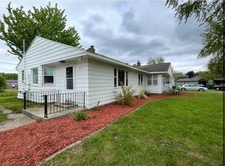 71 Cedar Dr, Bay City, MI 48708