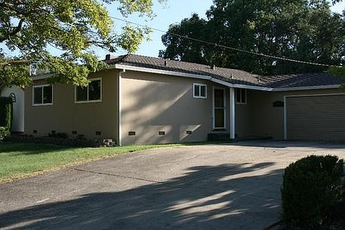 5th image of 601 Heath Dr