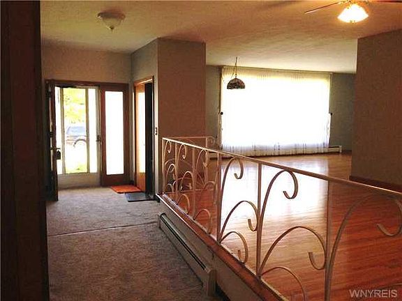 2nd image of 82 Empress Ave