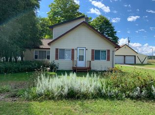 6206 Us Highway 31 N, Charlevoix, MI 49720