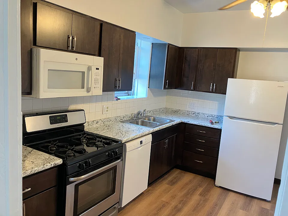 4241 N Albany Ave #1