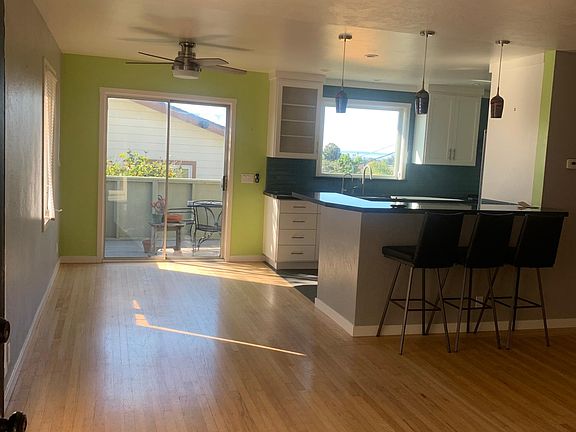 3rd image of 109 Escalona Ct