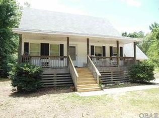 5138 The Woods Rd, Kitty Hawk, NC 27949